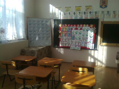 Scoala primara Galbeni.jpg Scoala primara Galbeni.jpg